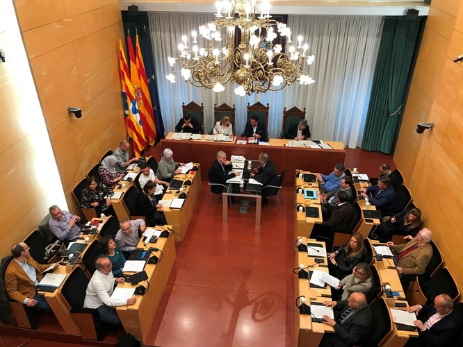 Declaració de compromís en l’establiment de polítiques d’igualtat de tracte i d’oportunitats entre dones i homes, treballadors/es de l’Ajuntament de Badalona