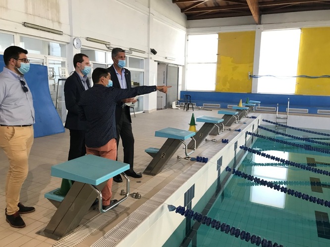 L’alcalde planteja la construcció d’una nova piscina municipal per a respondre a les necessitats dels veïns i dels clubs esportius de Badalona