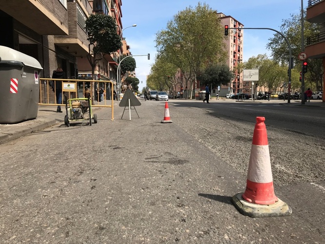 Comencen els treballs per a la remodelació de l’avinguda d’Alfons XIII que tindrà voreres més amples, nou paviment i un carril bici de doble sentit