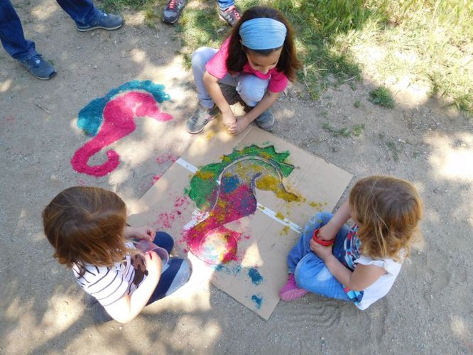 Diumenge, 14 d’octubre, al parc de Can Solei i de Ca l’Arnús, es farà el taller Joc de land art: els colors de la tardor