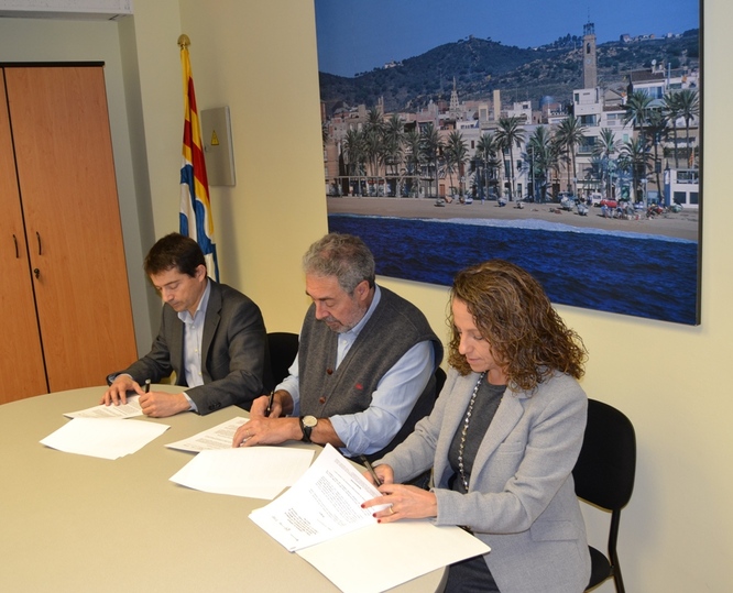 L’Ajuntament de Badalona signa un conveni de col·laboració amb Aigües de Barcelona per a la millora dels sistemes d’informació amb els clients