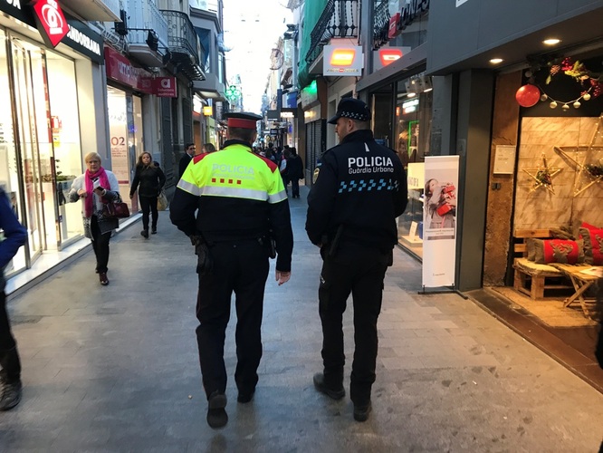 Guàrdia Urbana i Mossos d’Esquadra activen durant la campanya de Nadal un dispositiu conjunt de vigilància per les zones comercials de Badalona