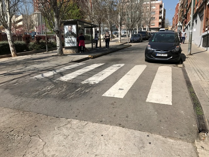 Demà dimarts comencen les obres de reparació del pas elevat del carrer de Ramiro de Maeztu, cantonada amb el carrer d’Europa, al barri de Llefià