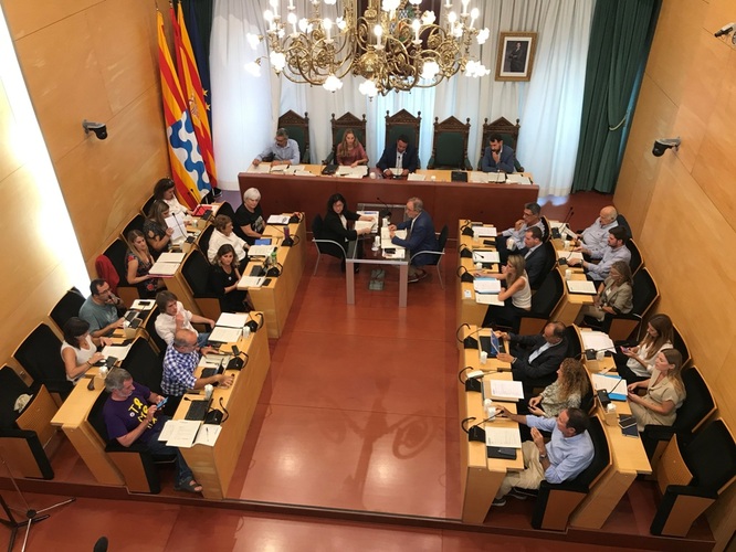 El dilluns 21 d’octubre, sessió extraordinària i urgent del Ple de l’Ajuntament de Badalona