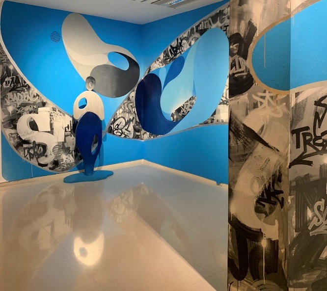 La Sala Josep Uclés del Centre Cultural El Carme reobre l’exposició ‘Recién Pintado’