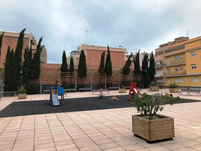 El Museu de Badalona inaugura aquest diumenge la renovació de les fotografies de la plaça de Josep Cortinas