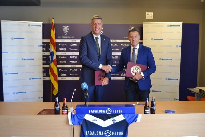L’Ajuntament i el CF Badalona renoven el seu contracte de patrocini per a dos anys més millorant les condicions de l’acord i l’import econòmic anual, que ascendeix a 302.487 euros