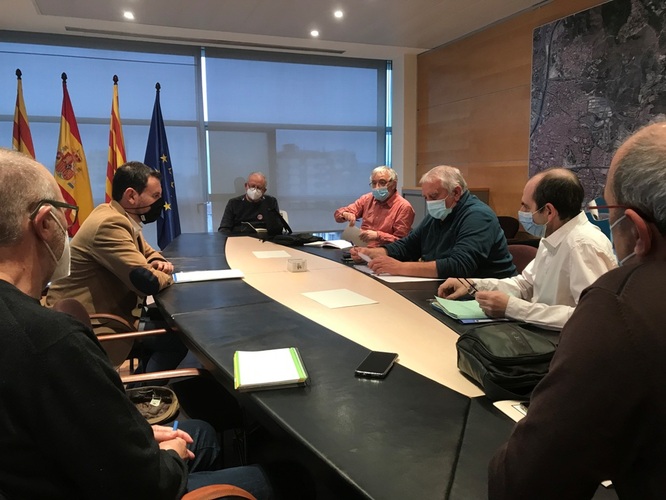 L’alcalde Rubén Guijarro es reuneix amb la CONFAVC per abordar les necessitats i propostes dels veïns de Badalona i dels municipis del seu entorn