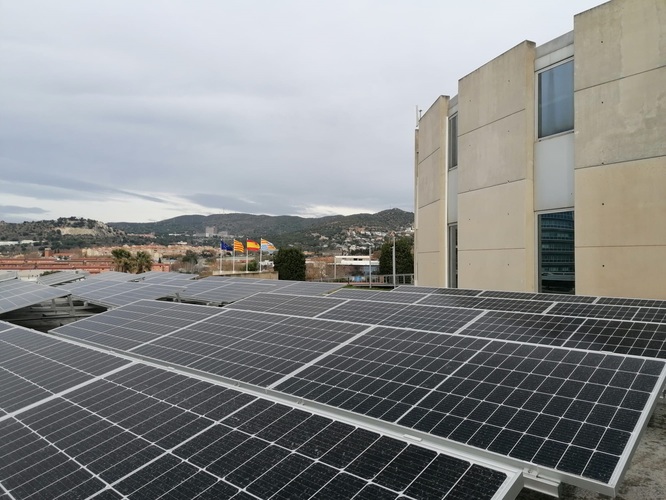 El Badalona Centre Internacional de Negocis (BCIN) disposarà d’una planta fotovoltaica que subministrarà energia neta i renovable a les instal·lacions i a una estació de recàrrega de vehicles elèctrics