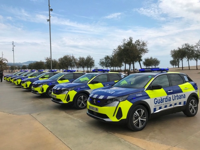 La Guàrdia Urbana de Badalona estrena vuit nous vehicles policials