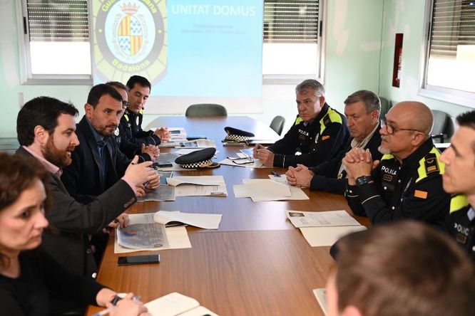 La unitat Domus de la Guàrdia Urbana de Badalona ha intervingut davant 80 casos d’ocupació il·legal d’immobles